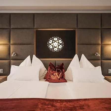 מלון Norica - Thermenhotels Gastein Mit Dem Bademantel Direkt In Therme 4*