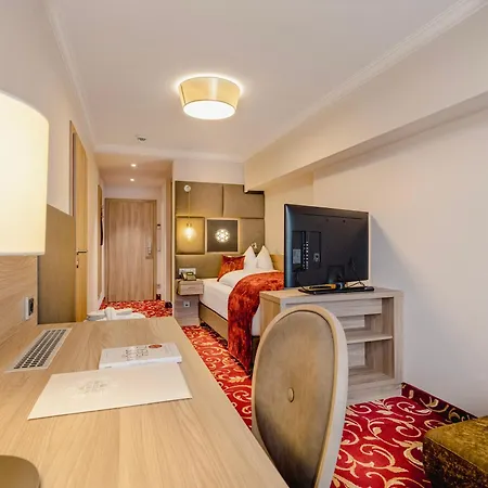 Norica - Thermenhotels Gastein Mit Dem Bademantel Direkt In Therme فندق باد هوفغاستين