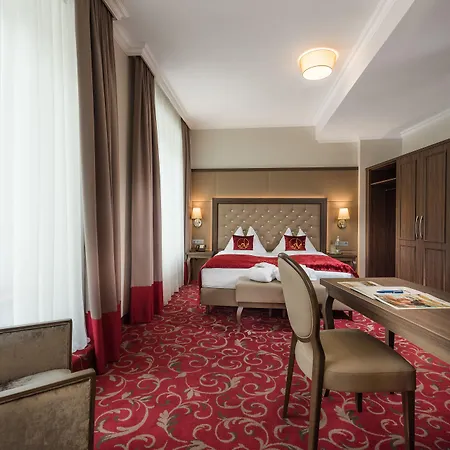 מלון Norica - Thermenhotels Gastein Mit Dem Bademantel Direkt In Therme 4*