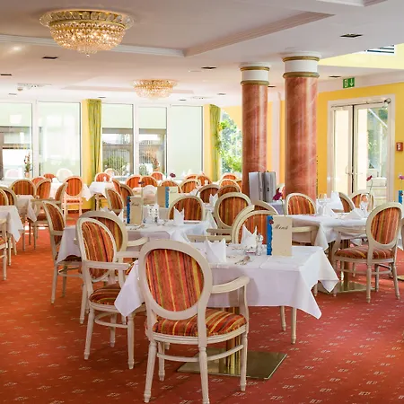 מלון Norica - Thermenhotels Gastein Mit Dem Bademantel Direkt In Therme 4*