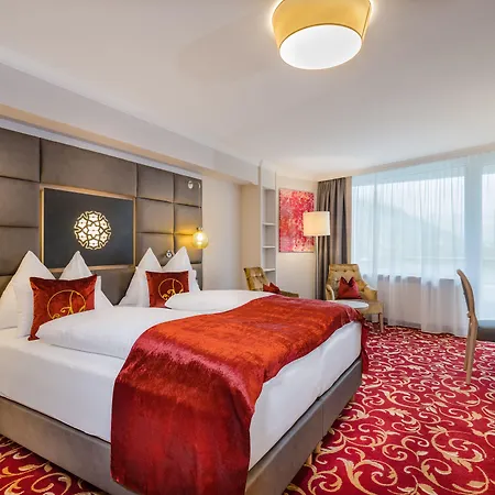 מלון Norica - Thermenhotels Gastein Mit Dem Bademantel Direkt In Therme 4*