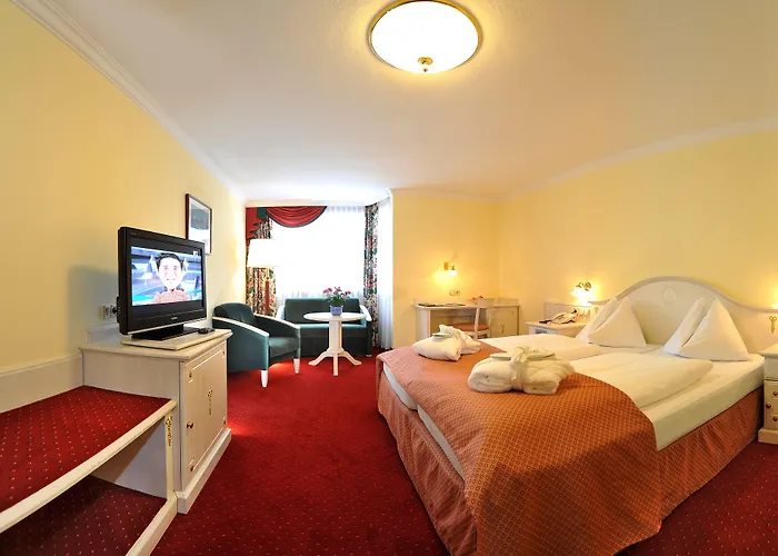 Norica - Thermenhotels Gastein Mit Dem Bademantel Direkt In Therme מלון