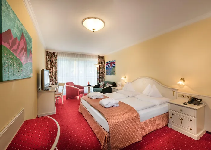 Norica - Thermenhotels Gastein Mit Dem Bademantel Direkt In Therme