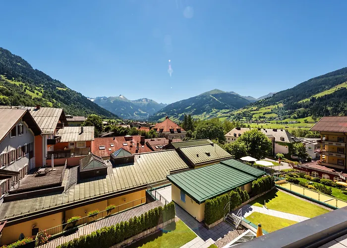 Norica - Thermenhotels Gastein Mit Dem Bademantel Direkt In Therme 酒店