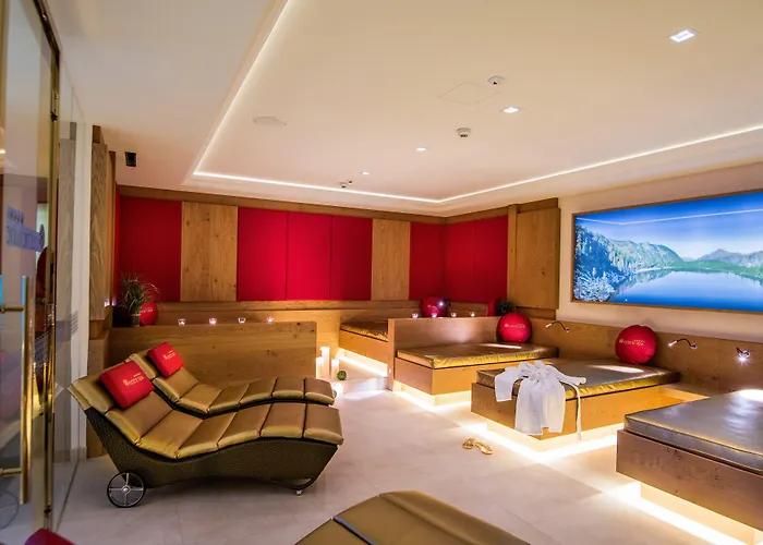 Norica - Thermenhotels Gastein Mit Dem Bademantel Direkt In Therme 4*