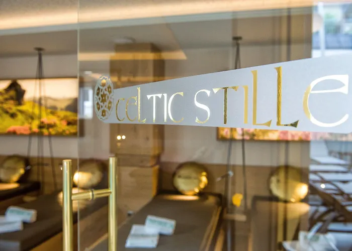 Norica - Thermenhotels Gastein Mit Dem Bademantel Direkt In Therme 4*